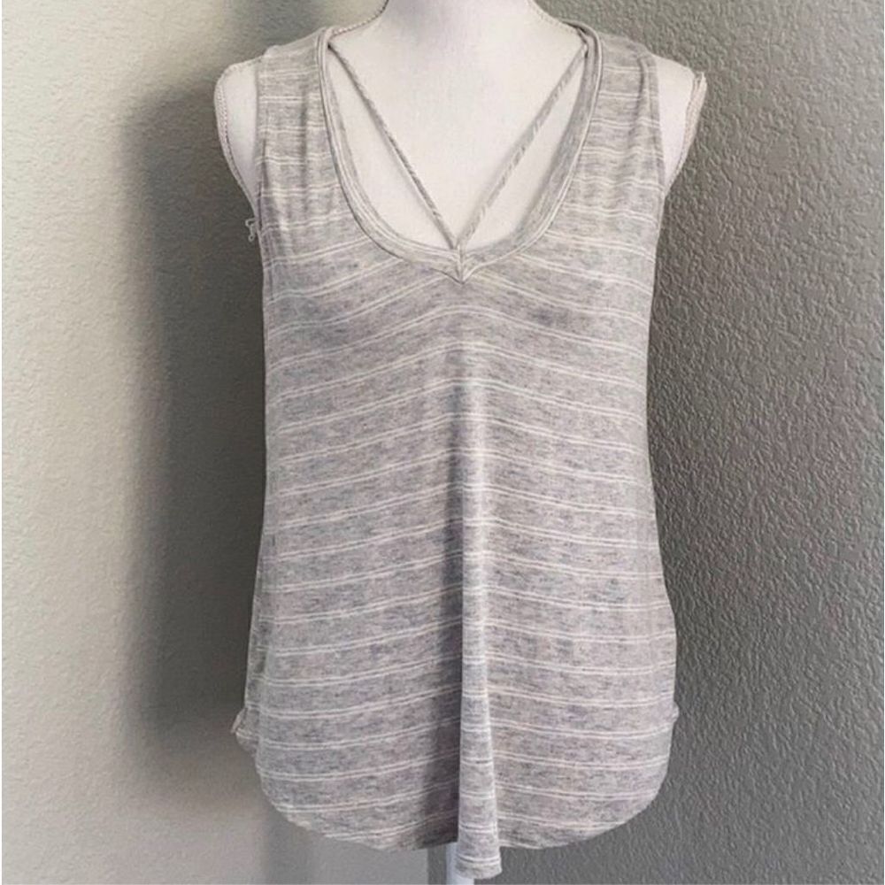 Lush Heather Gray & White Striped Flowy Tank Size Small